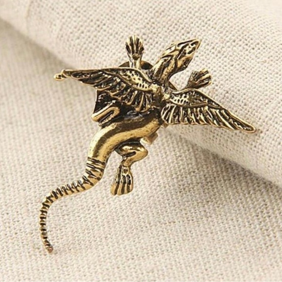 Vintage Punk dragon wing Unisex Clip Earring ear cuff - Picture 2 of 3